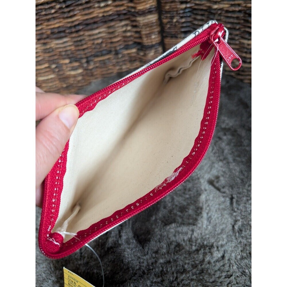 NWT Out Of Print Banned Books Zipper Pouch Cosmetic Bag Women's Canvas Gift NEW - Picture 3 of 6